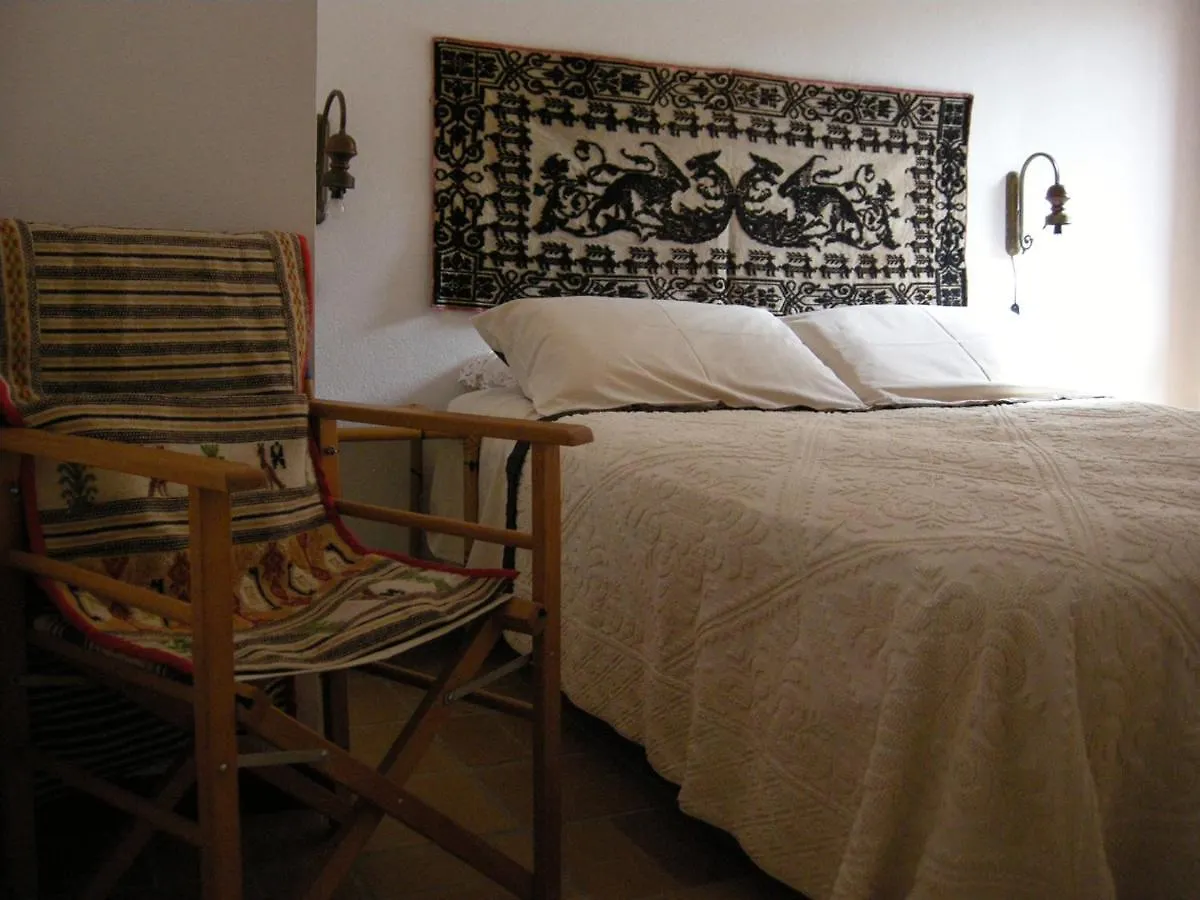 Bed & Breakfast Bed and Breakfast via dei gerani Solanas