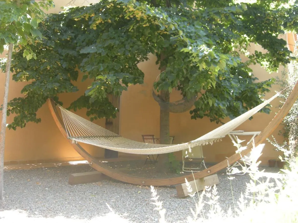Bed and Breakfast Via Dei Gerani Соланас